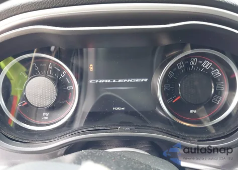 2022 Dodge Challenger Gt z USA, uszkodzony, nr VIN 2C3CDZJG6NH230053